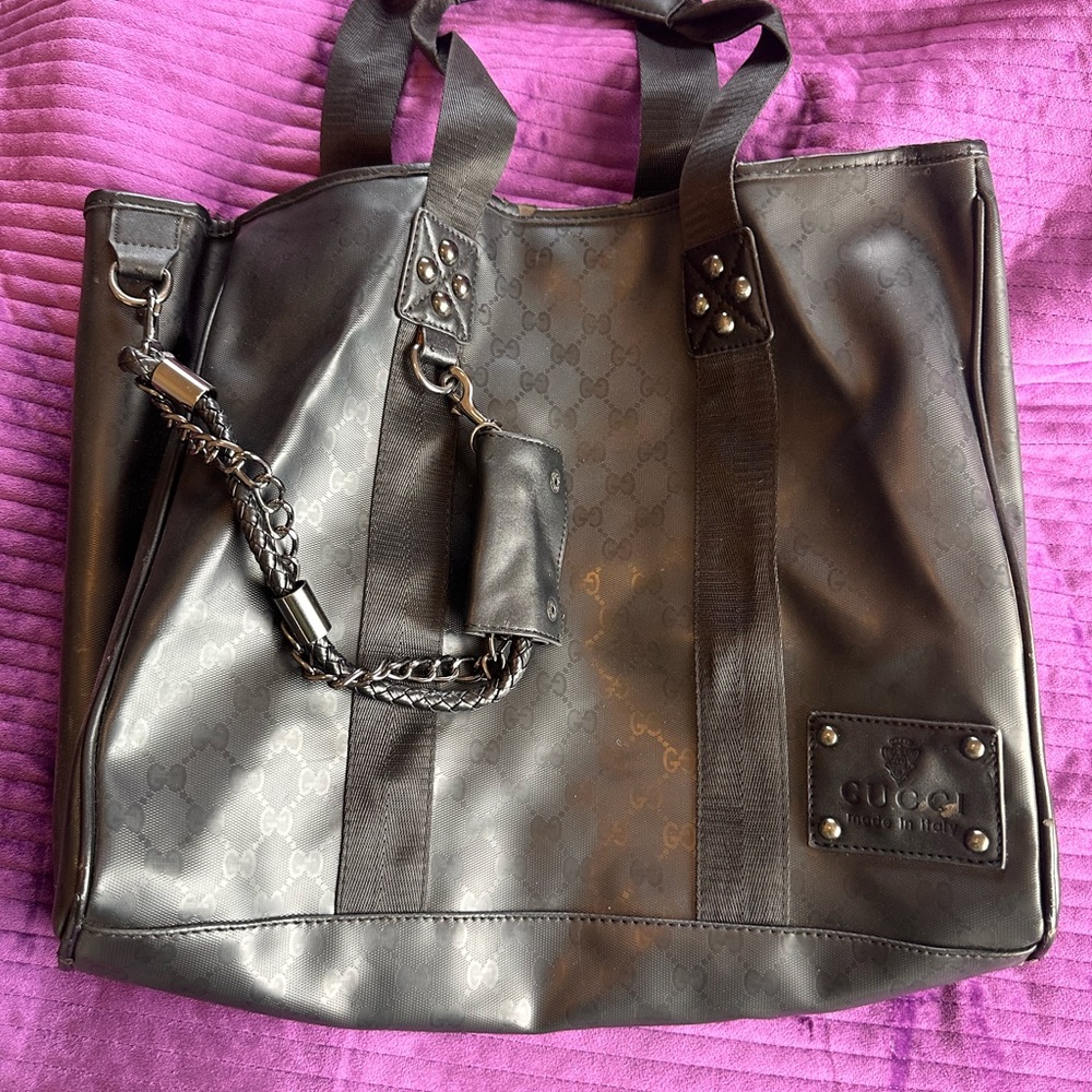 Gucci Black Leather Tote with Chain Detail